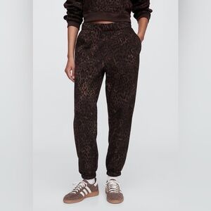 Gap Mob Wife Leopard Print Fall BoHo Fleece Joggers NWOT XXL Sustainable